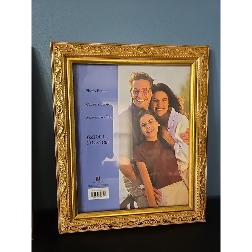 Vintage DECOREL Gold Ornate 8 x 10 Photo Picture Frame Set Of 2 Wall Art - Picture 2 of 9